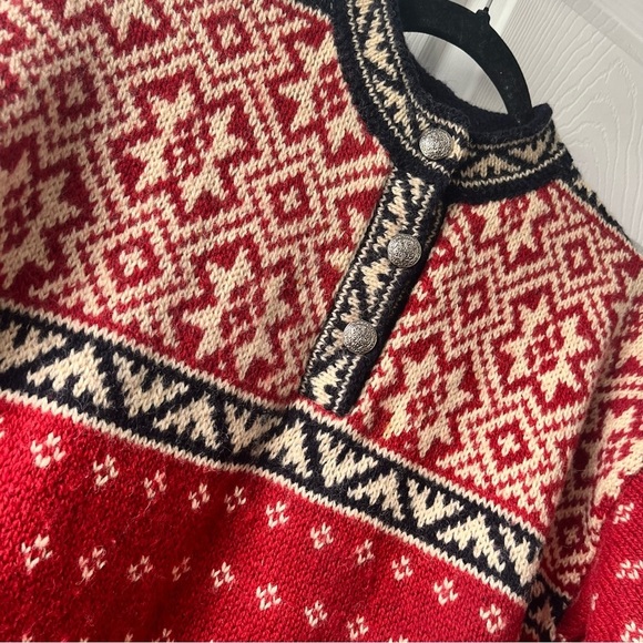 Vintage L.L.Bean Womens Sweater Size M Red White Geometric Wool Henley Neck - Picture 2 of 7